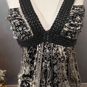 NWT Sky brand Black and White Patterned blouse Size Small